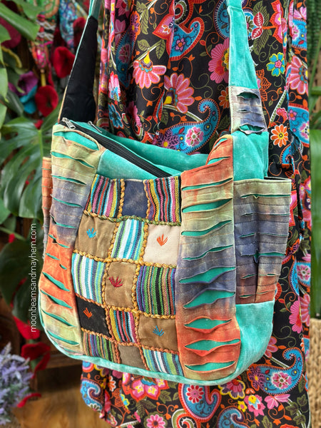 UTOPIA – YOUR BIG BEAUTIFUL BOHO BAG