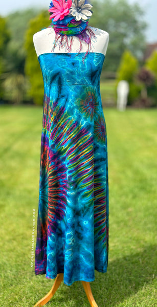 WILD CHILD AZURA BLUE LONG TIE DYE SKIRT SIZE REG / XL - MoonbeamsandMayhem
