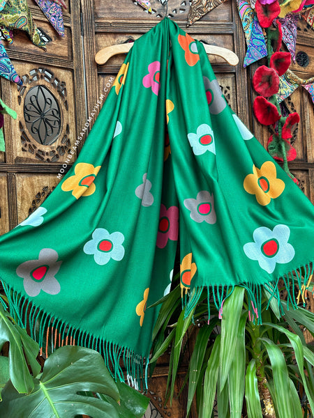 GREEN DAISY DREAMS SCARF / PASHMINA / SHAWL