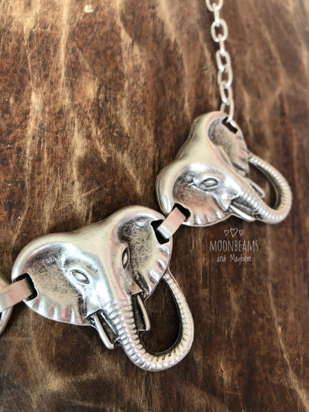 STRIKING SILVER PLATED ELEPHANT NECKLACE - MoonbeamsandMayhem