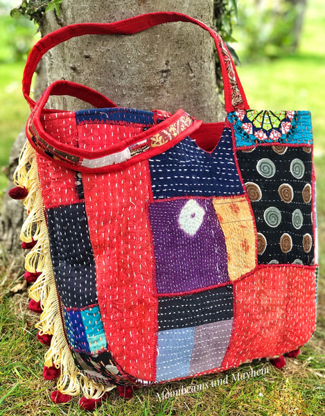 WONDERFUL WARRIOR QUEEN TOTE / BAG - MoonbeamsandMayhem