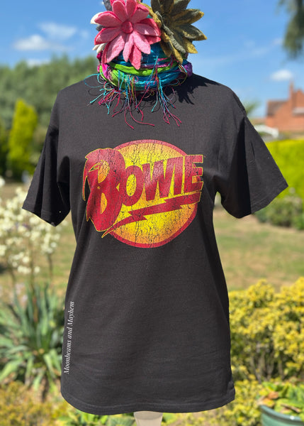 DAVID BOWIE ICONIC MUSIC TEE