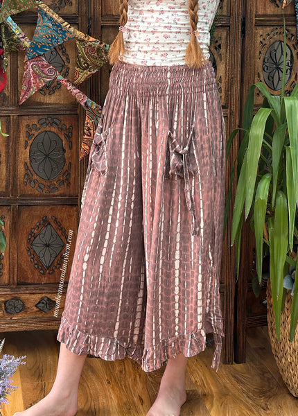 FRILL SEEKER PANTS - ROSE GOLD