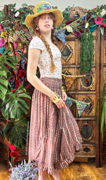 FRILL SEEKER PANTS - ROSE GOLD