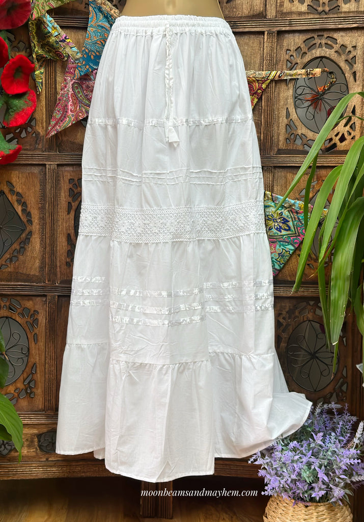 WHITE PRAIRIE COTTON SKIRT (GRT)