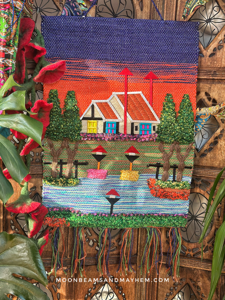WOVEN FOLK ART TAPESTRY (TPS09)