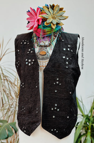 BLACK COTTON INDIE WAISTCOAT SIZE M / L (OF) - MoonbeamsandMayhem