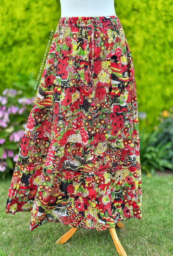 DELICIOUS FLORA BOHEMIAN SKIRT SIZE S/M (249)