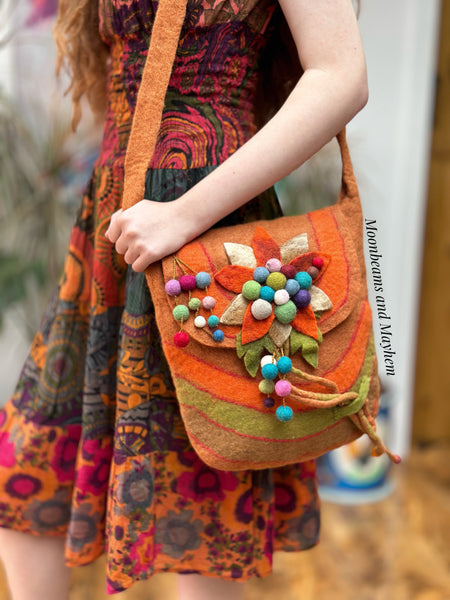 MAGICAL FELTED WARM AMBER PIXIE BAG - MoonbeamsandMayhem