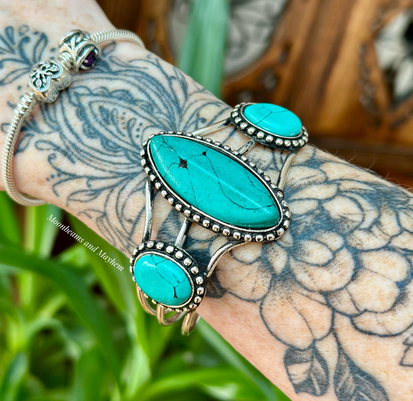 SUMMER OF LOVE CUFF / BRACELET - MoonbeamsandMayhem