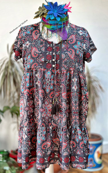 DELICIOUS ELENA TUNIC / XL / PLUS SIZE - MoonbeamsandMayhem