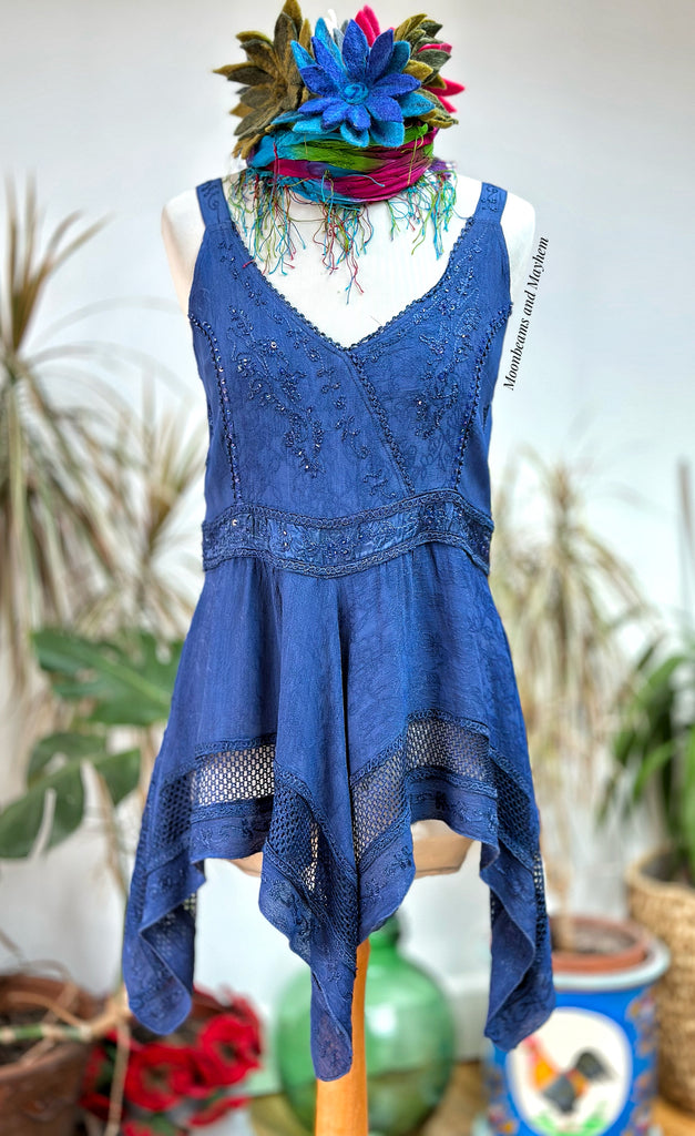 BLUE KAYSHA SUMMER VEST TOP SIZE S/M - MoonbeamsandMayhem