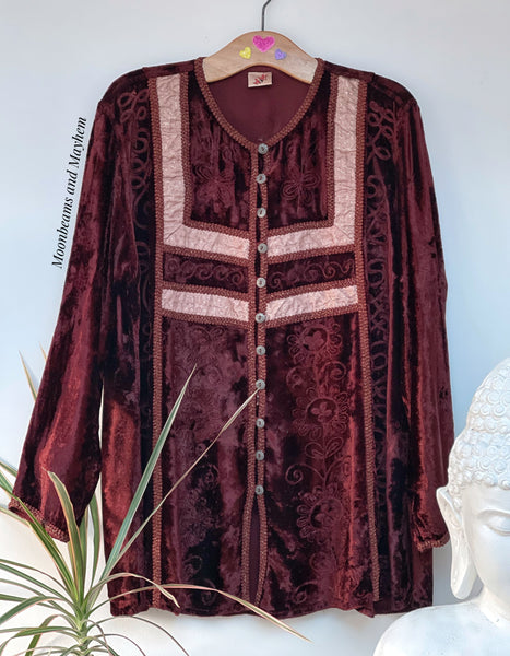 ENCHANTING INDIAN DEEP RED VELVET BLOUSE M/L (S1)