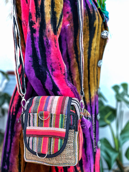 WONDERFUL VOYAGER HANDY BAG - MoonbeamsandMayhem