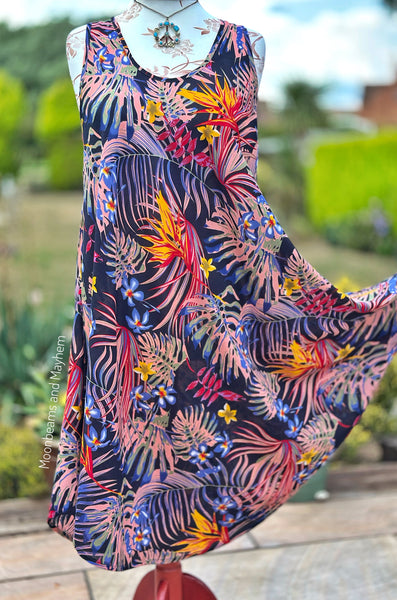 INTO THE TROPICS DRESS (J23)