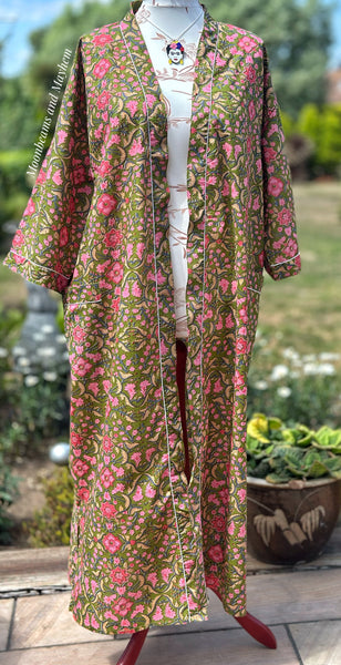 WANDER & BLOOM KIMONO