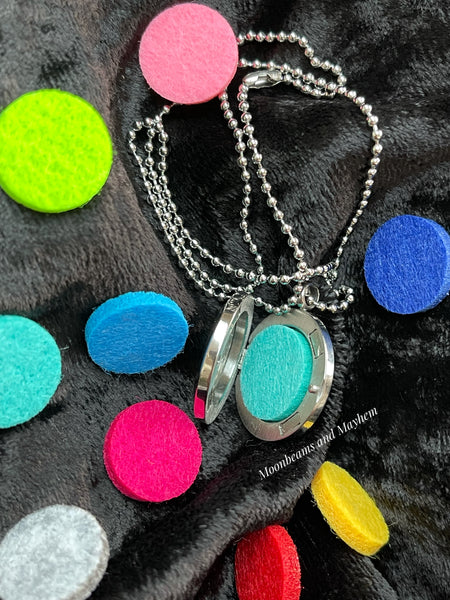 ENCHANTING AROMATHERAPY DIFFUSER CAT NECKLACE - MoonbeamsandMayhem