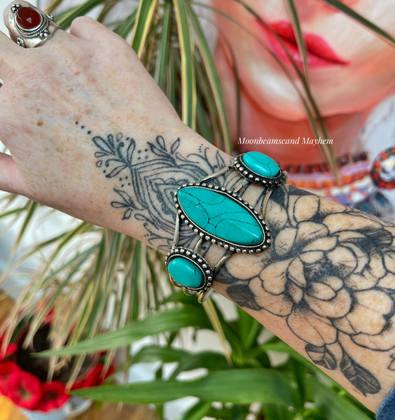 SUMMER OF LOVE CUFF / BRACELET - MoonbeamsandMayhem