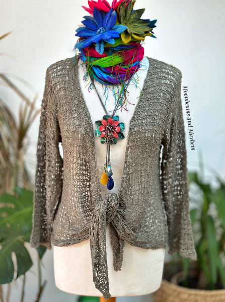 STUNNING LOOSE WEAVE SHRUG / CARDIGAN - MoonbeamsandMayhem