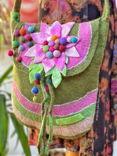 MAGICAL FELTED FOREST GREEN PIXIE BAG - MoonbeamsandMayhem