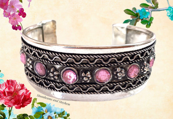 BEAUTIFUL SIENNA CUFF / BRACELET - MoonbeamsandMayhem