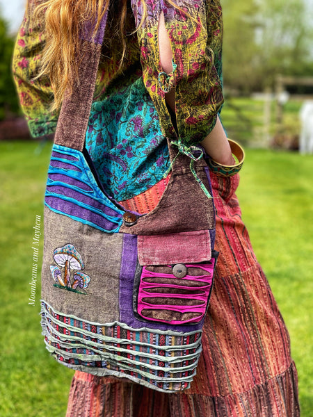WONDERFUL TOADSTOOL SLING BAG (908) - MoonbeamsandMayhem