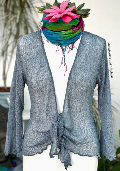 BEAUTIFUL SLATE GREY KNITTED  SHRUG / CARDIGAN - MoonbeamsandMayhem
