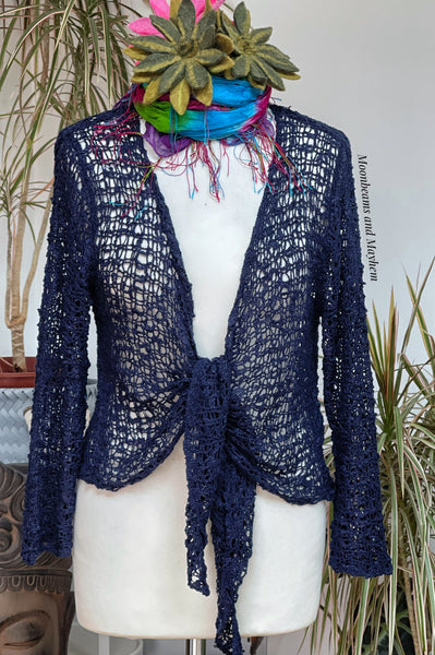 STUNNING LOOSE WEAVE NAVY BLUE SHRUG / CARDIGAN - MoonbeamsandMayhem