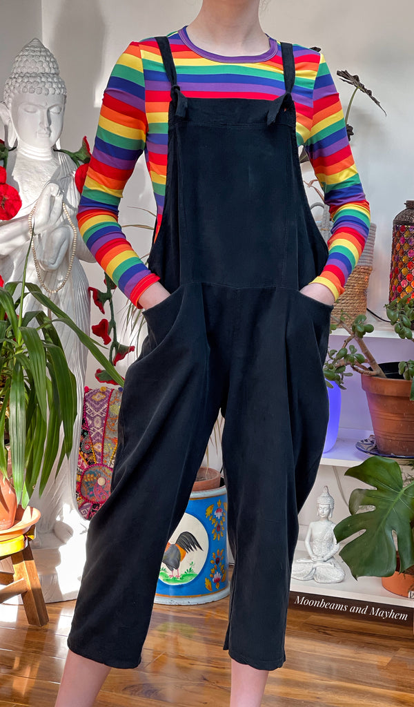 MIDNIGHT BLACK NEEDLECORD DOLLY DUNGAREES UK SIZE 10-16 - MoonbeamsandMayhem