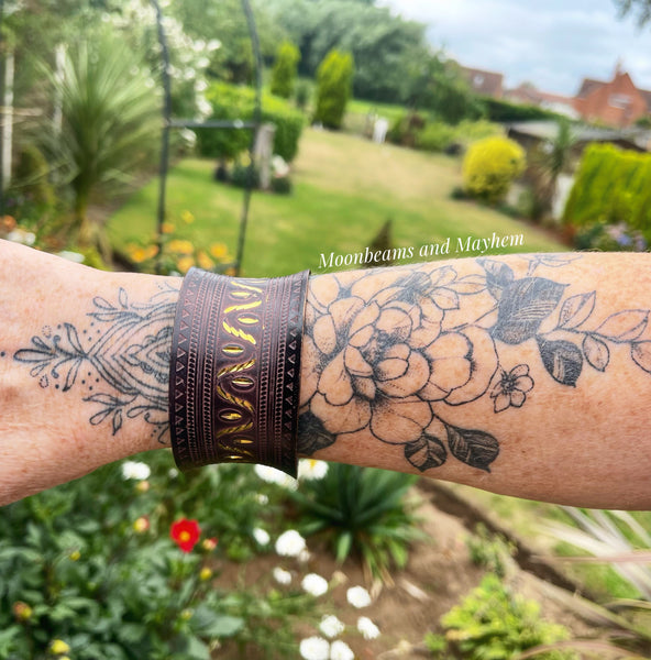 TRIBAL COCOA  CUFF / BRACELET - MoonbeamsandMayhem