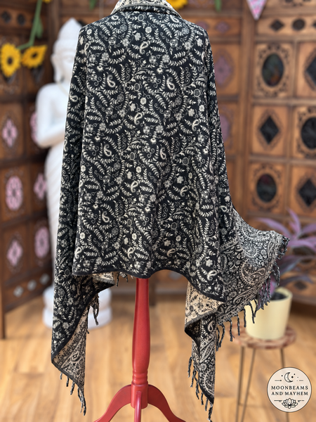 NIGHT SKIES MOONLIT WANDERER BLANKET WRAP / SHAWL
