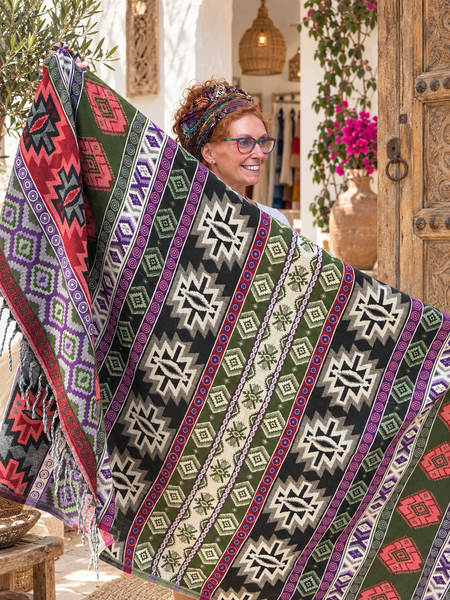 WILD SPIRIT BLANKET WRAP / SHAWL (BW14)