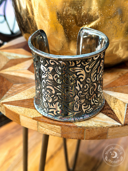MOON GARDEN CUFF (OFD2)