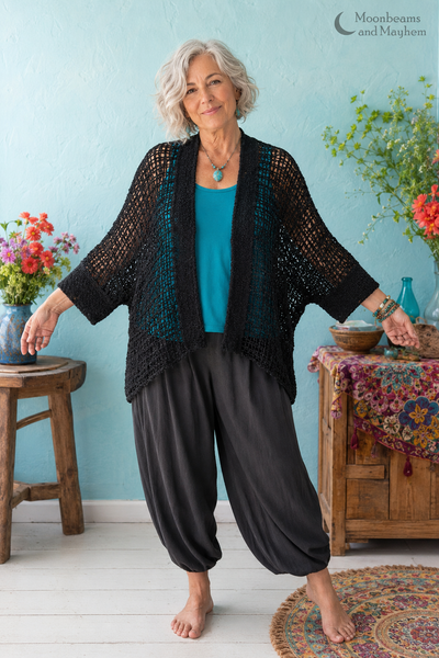 MIDNIGHT MAGIC WATERFALL KIMONO