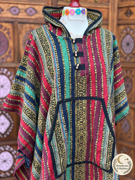 FIRESIDE WANDERER HOODED PONCHO