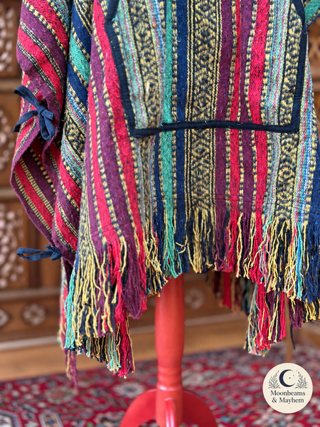 FIRESIDE WANDERER HOODED PONCHO