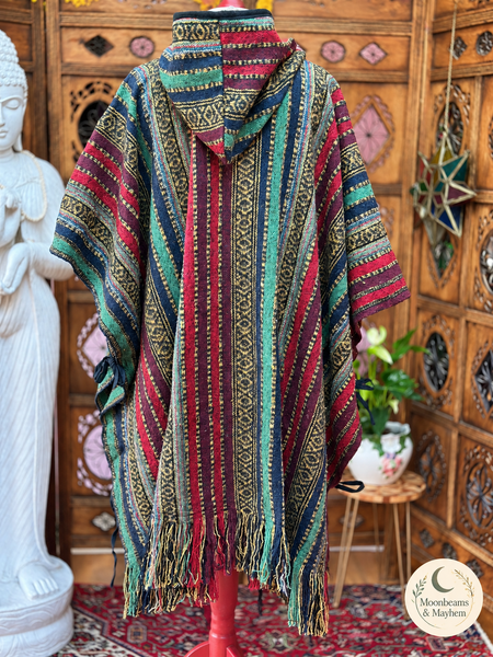 FIRESIDE WANDERER HOODED PONCHO