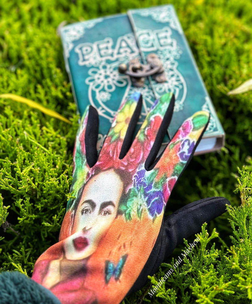 frida kahlo handschuhe DIVINE FRIDA KAHLO GLOVES – Moonbeams and Mayhem