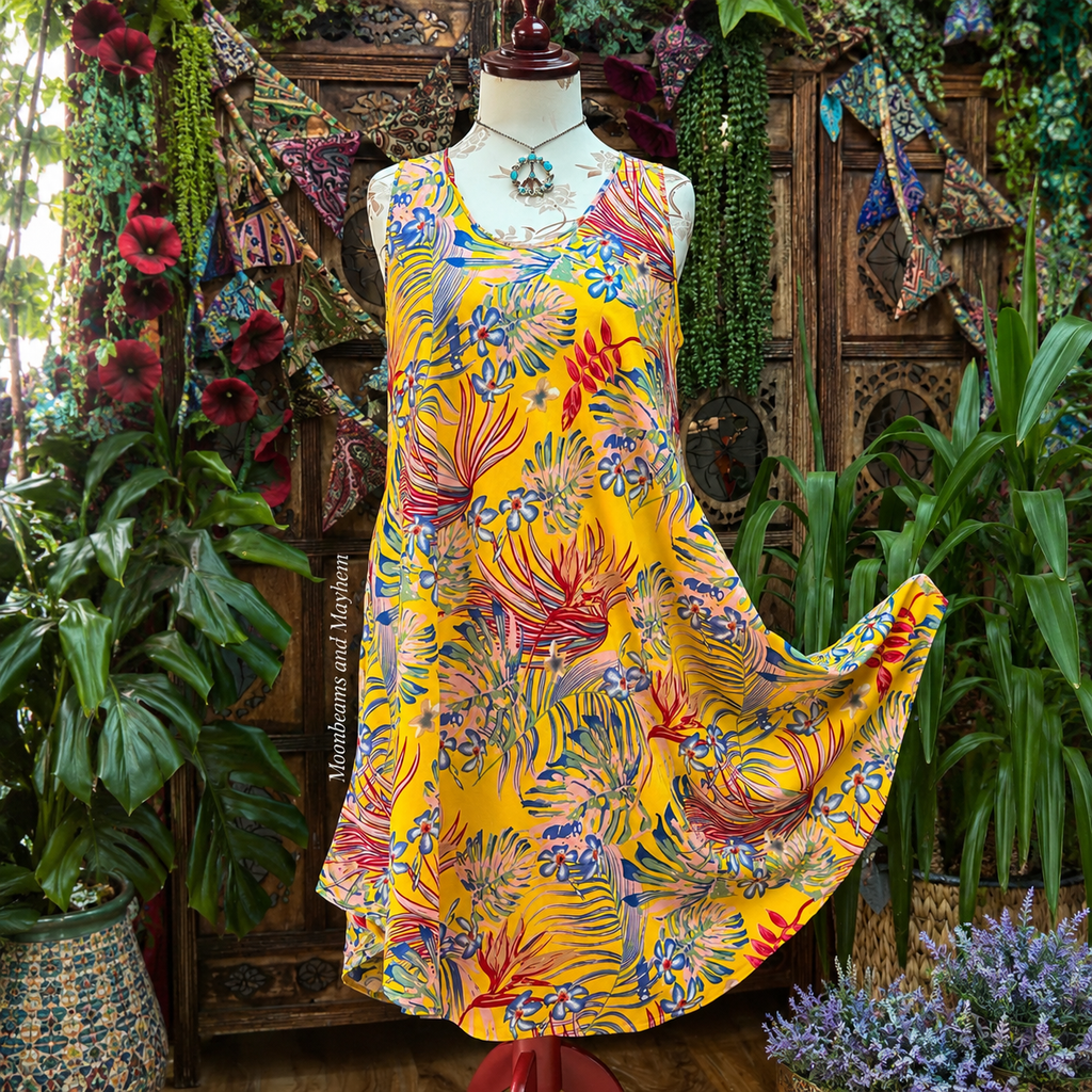 INTO THE TROPICS DRESS (J22)