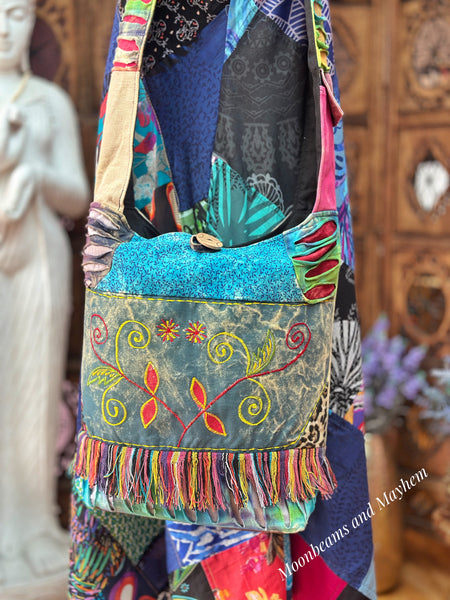 MEADOW MOON FRINGE BAG (BA173)