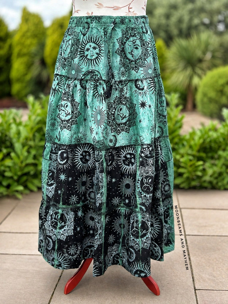 GREEN CELESTIAL SKIRT - MoonbeamsandMayhem
