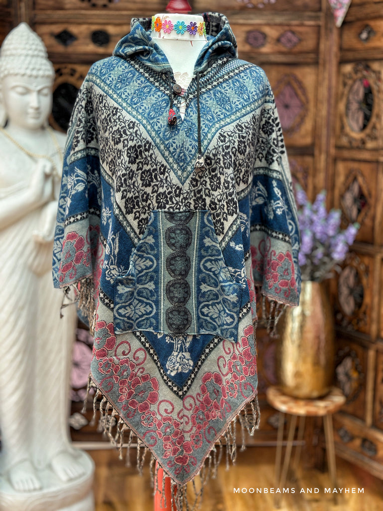 MOONFLOWER PONCHO (PR71)