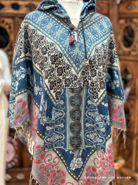 MOONFLOWER PONCHO (PR71)