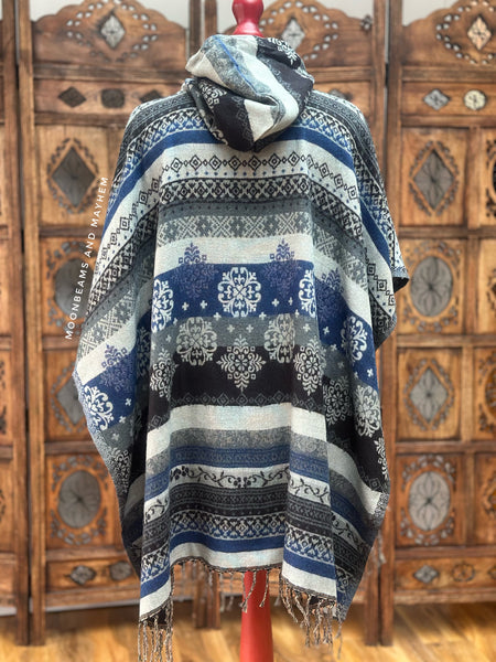 NORTHERN SKIES PONCHO