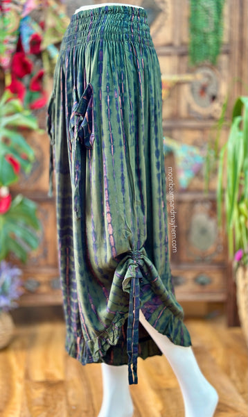 FRILL SEEKER PANTS / FOREST GREEN