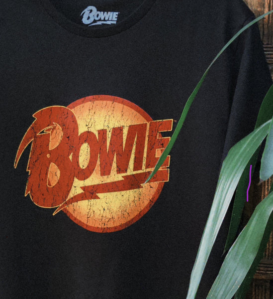 DAVID BOWIE ICONIC MUSIC TEE