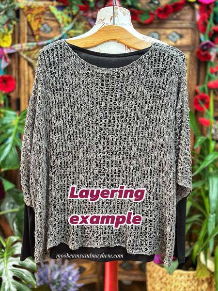 LOOSE WEAVE MONUMENT GREY PULLOVER