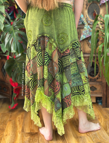 MYSTIC PATCH SKIRT
