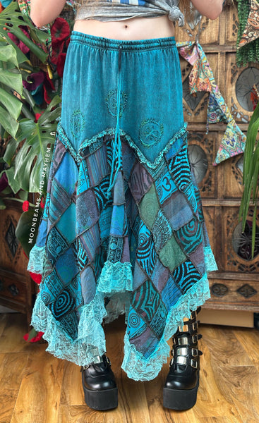 MYSTIC PATCH SKIRT