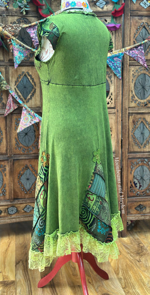MYSTIC PATCH  DRESS - FERNWOOD GREEN